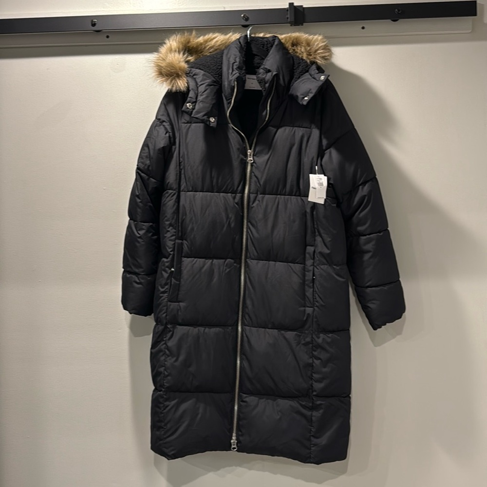 Women’s Long Waterproof Puffer Jacket size medium